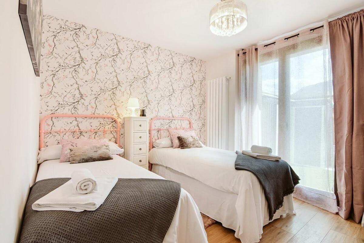 Casa Rosana - Apartamento De Diseno Con Terraza Sallent de Gállego Dış mekan fotoğraf