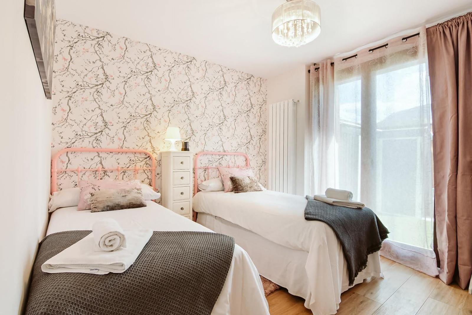 Casa Rosana - Apartamento De Diseno Con Terraza Sallent de Gállego Dış mekan fotoğraf